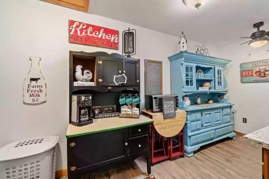 Buckner's Getaway! Close To Town, And River! Bryson City